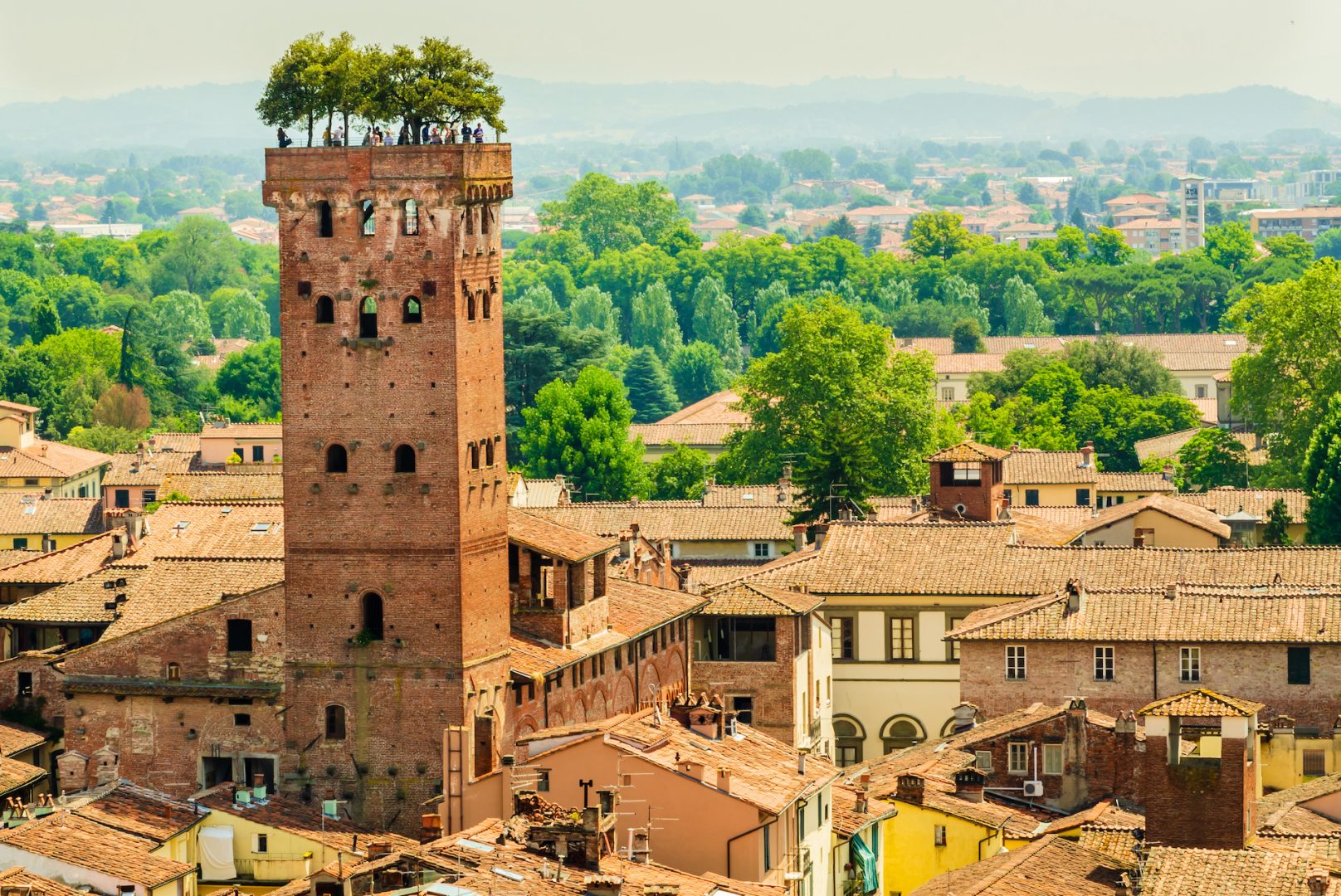 Le mura di Lucca viste dall'alto