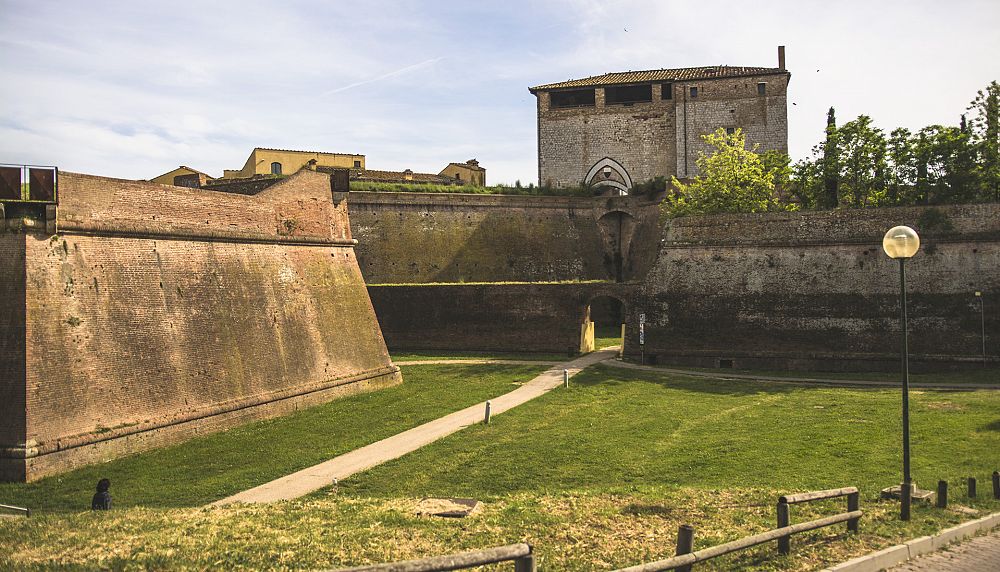 La passeggiata sulle mura di Grosseto